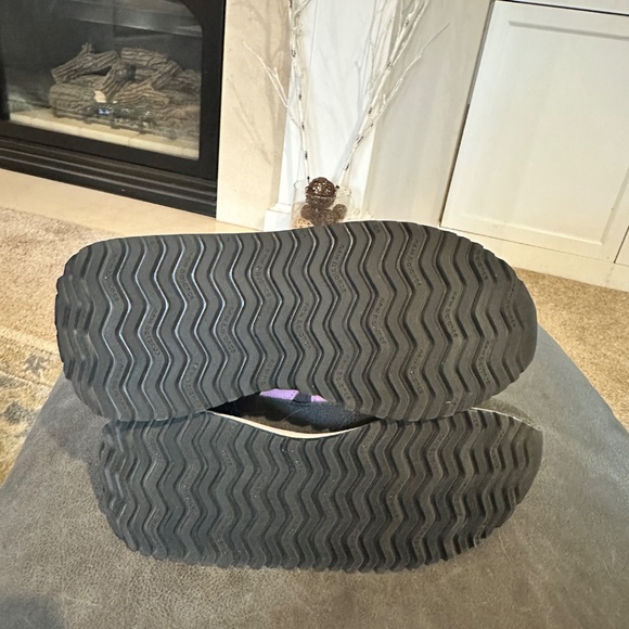 New Balance 237 - Picture 6 of 6